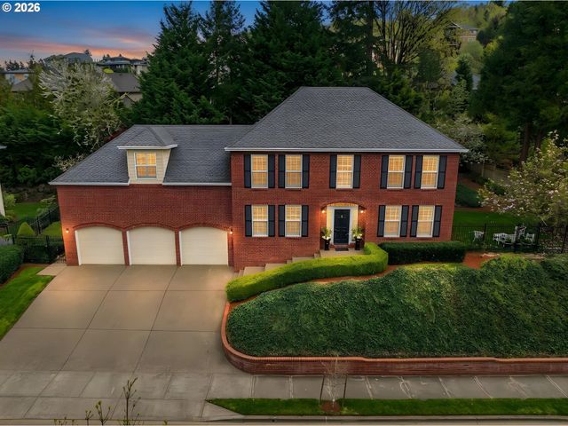 11864 Se HUNTER Dr, Happy Valley, OR 97086