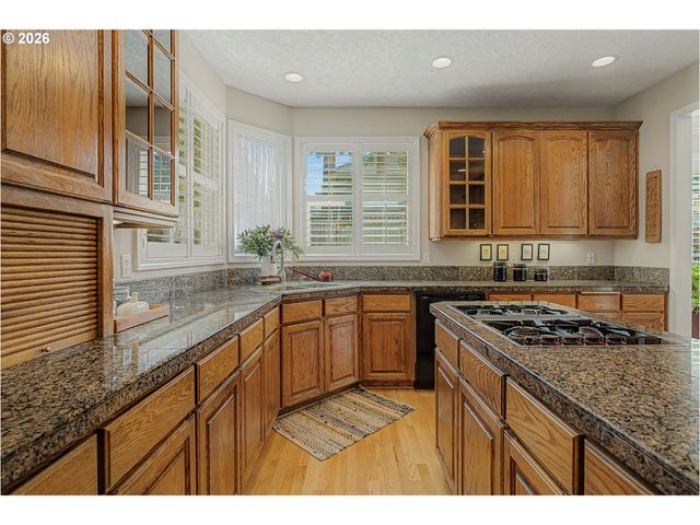 11864 Se HUNTER Dr, Happy Valley, OR 97086