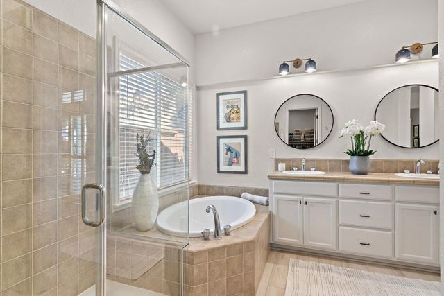 2121 Steinbeck Dr, Modesto, CA 95356