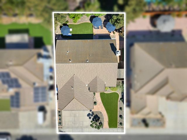 2121 Steinbeck Dr, Modesto, CA 95356