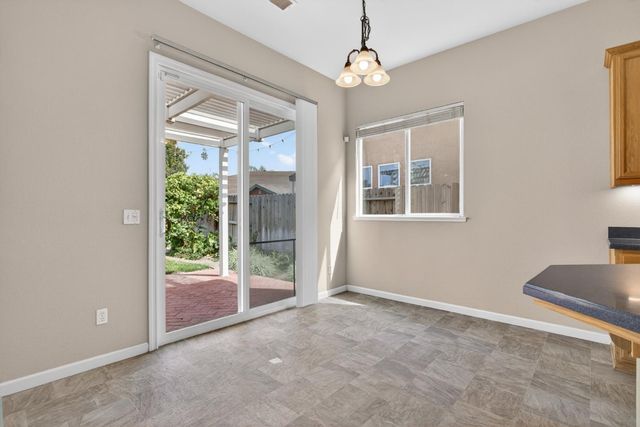 5514 Saxon Way, Riverbank, CA 95367