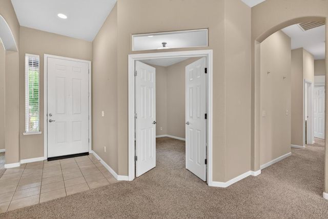 5514 Saxon Way, Riverbank, CA 95367