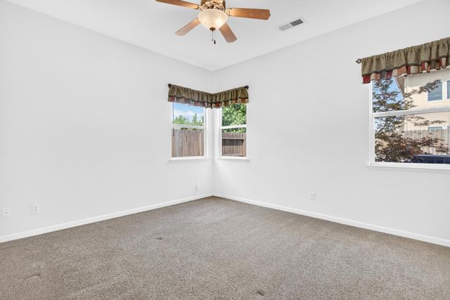 5514 Saxon Way, Riverbank, CA 95367