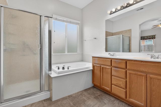 5514 Saxon Way, Riverbank, CA 95367