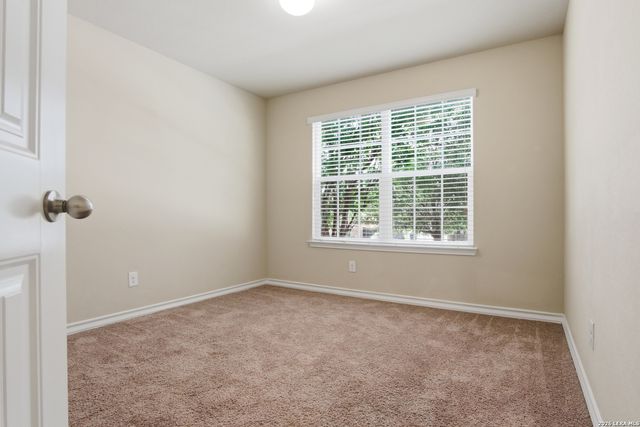 7402 Equinox Cor, San Antonio, TX 78252