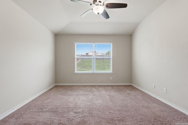 7402 Equinox Cor, San Antonio, TX 78252