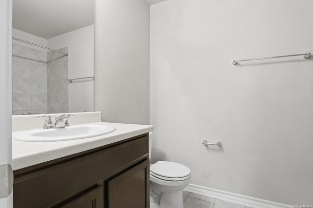 7402 Equinox Cor, San Antonio, TX 78252