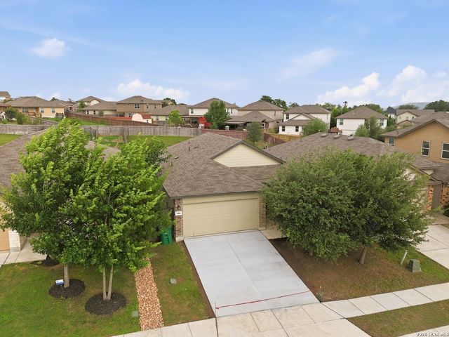 7402 Equinox Cor, San Antonio, TX 78252