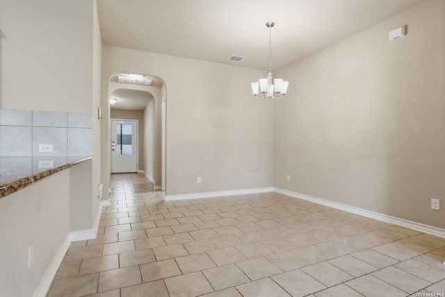 7402 Equinox Cor, San Antonio, TX 78252