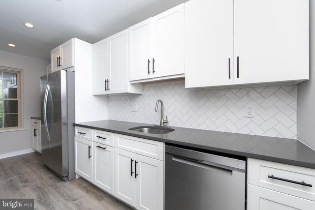 306 TAVISTOCK, Cherry Hill, NJ 08034