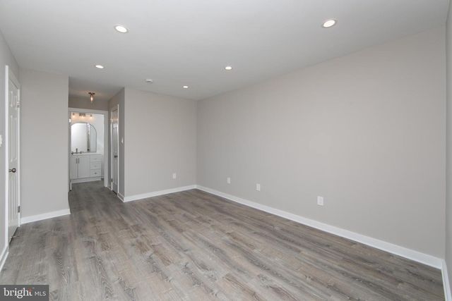 306 TAVISTOCK, Cherry Hill, NJ 08034