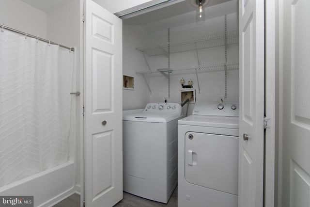 306 TAVISTOCK, Cherry Hill, NJ 08034