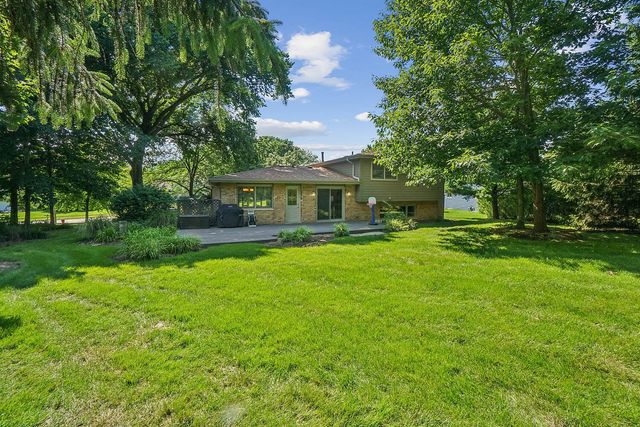 751 Tanglewood Lane, Frankfort, IL 60423