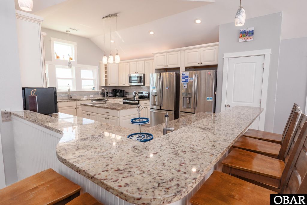 Image 14 of property listing at 1469 Ocean Pearl Road, Corolla, NC 27927
