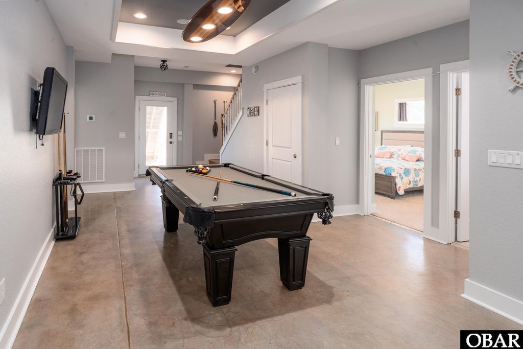 Image 18 of property listing at 1469 Ocean Pearl Road, Corolla, NC 27927