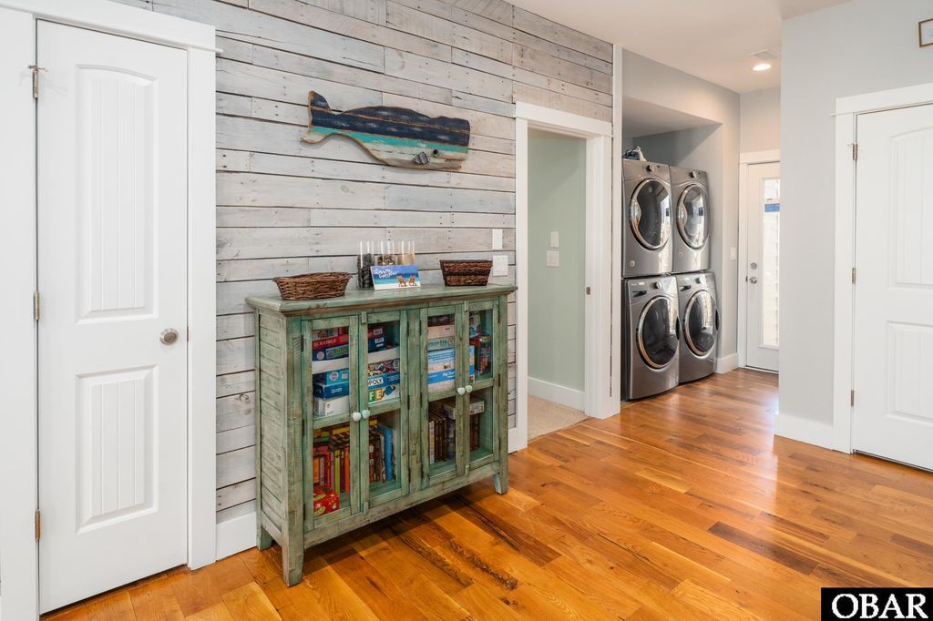 Image 29 of property listing at 1469 Ocean Pearl Road, Corolla, NC 27927
