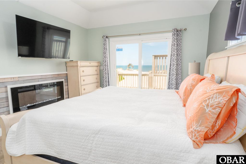 Image 39 of property listing at 1469 Ocean Pearl Road, Corolla, NC 27927