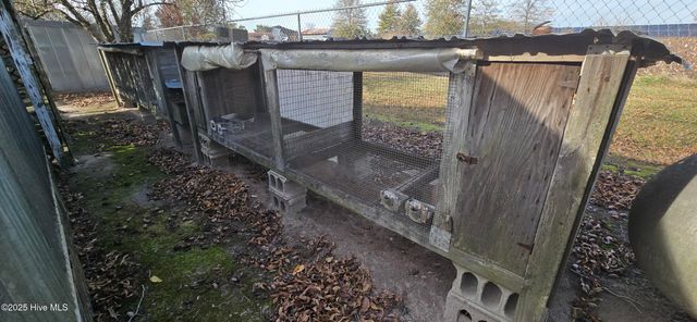 272 W Littlefield Road, Ayden, NC 28513