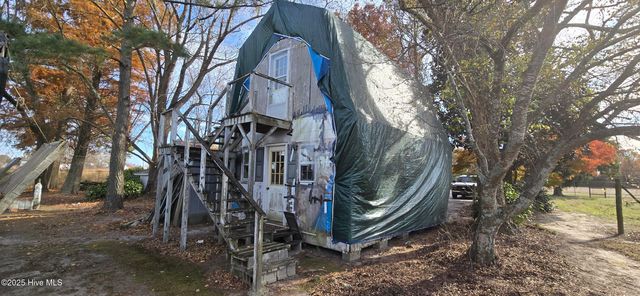 272 W Littlefield Road, Ayden, NC 28513