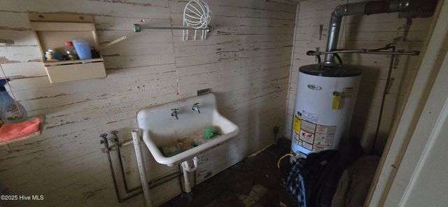 272 W Littlefield Road, Ayden, NC 28513