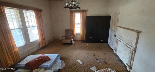 272 W Littlefield Road, Ayden, NC 28513