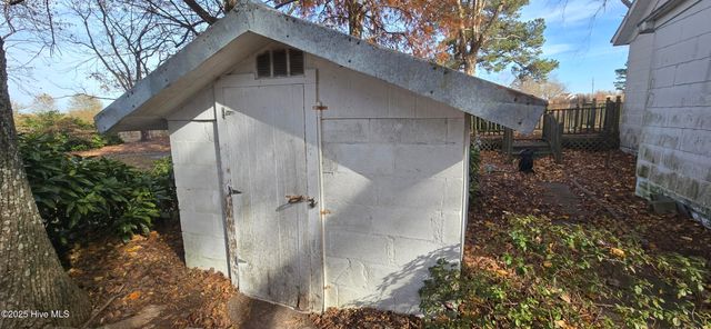 272 W Littlefield Road, Ayden, NC 28513