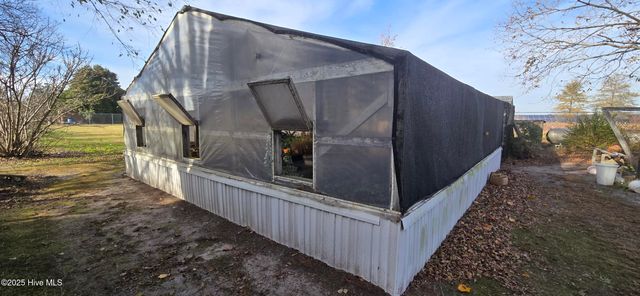 272 W Littlefield Road, Ayden, NC 28513