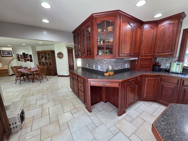 240 1st Street SW, Elgin, MN 55932