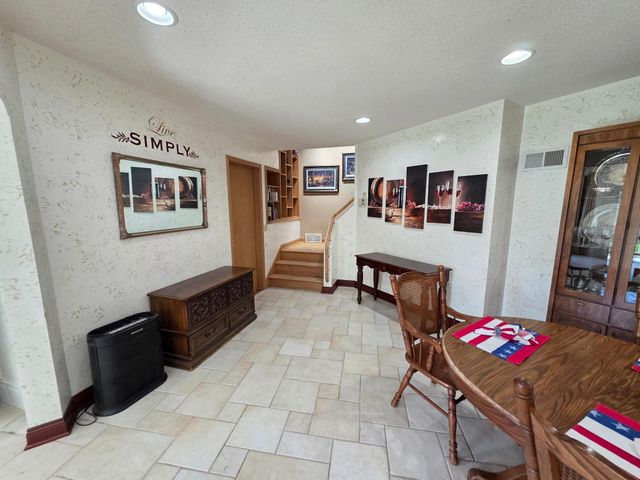 240 1st Street SW, Elgin, MN 55932