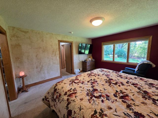 240 1st Street SW, Elgin, MN 55932