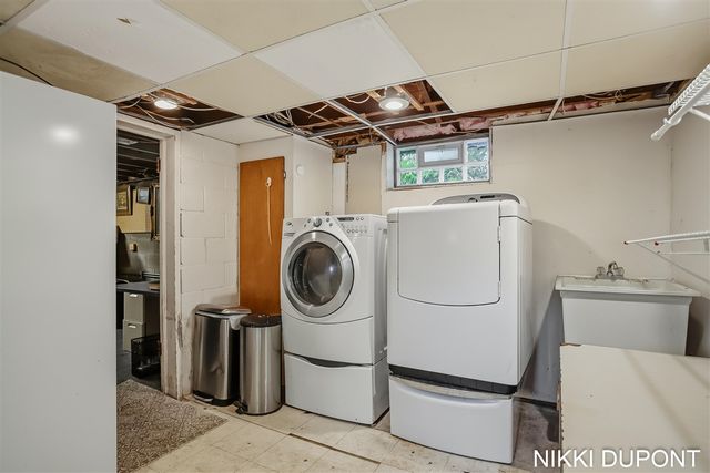 62 W 22nd Street, Holland, MI 49423