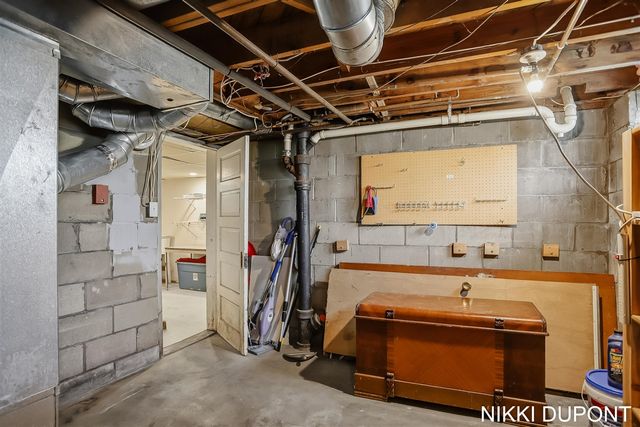 62 W 22nd Street, Holland, MI 49423