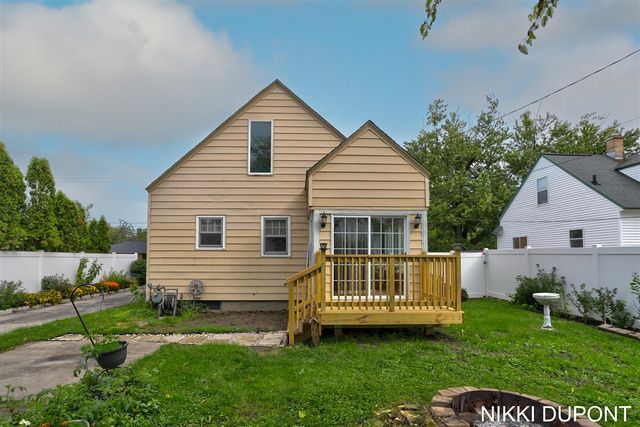 62 W 22nd Street, Holland, MI 49423