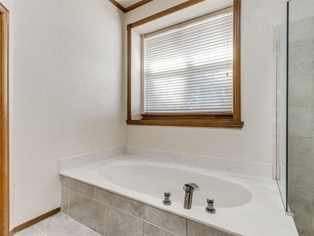 2628 NW 159 Street, Edmond, OK 73013