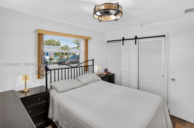 4554 NW 16th Ave, Tamarac, FL 33309