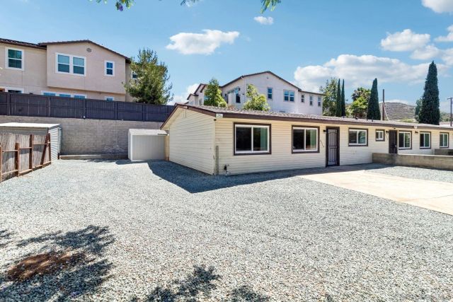8719 Carribean Way, Santee, CA 92071