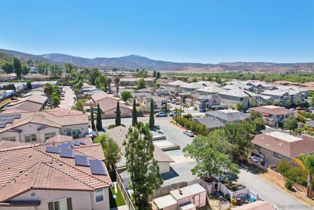 8719 Carribean Way, Santee, CA 92071