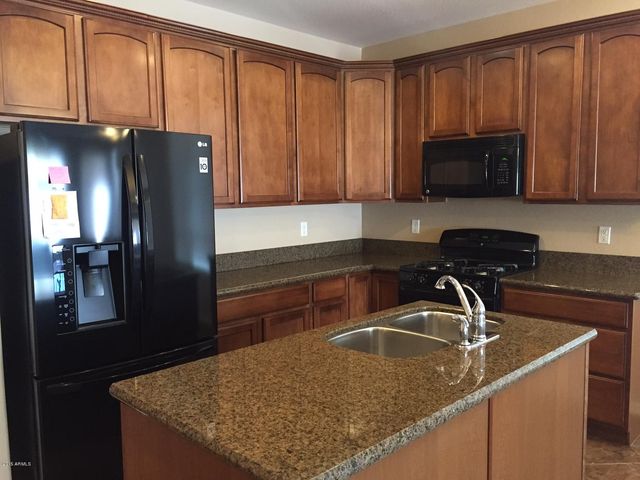 14558 W Port Royale Lane, Surprise, AZ 85379