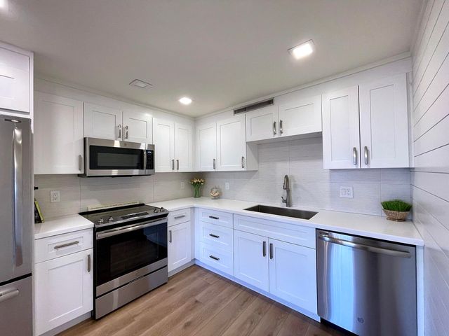 1030 Rexford B, Boca Raton, FL 33434