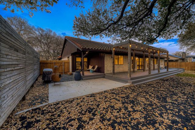 2209 Baltusrol DR, Austin, TX 78747