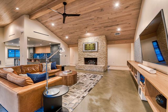 2209 Baltusrol DR, Austin, TX 78747