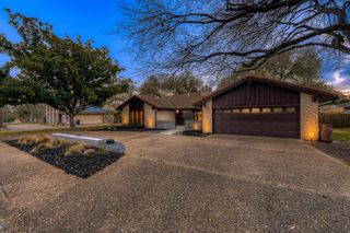 2209 Baltusrol DR, Austin, TX 78747