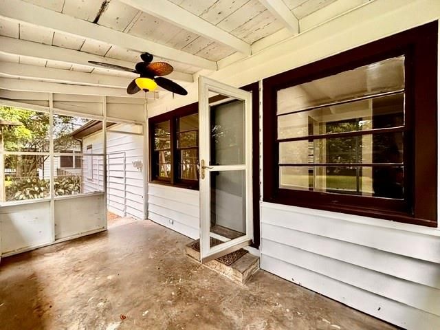 2419 Meadow Lane, La Marque, TX 77568