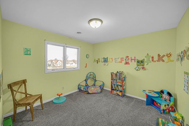 225 Beiriger Drive, Dyer, IN 46311