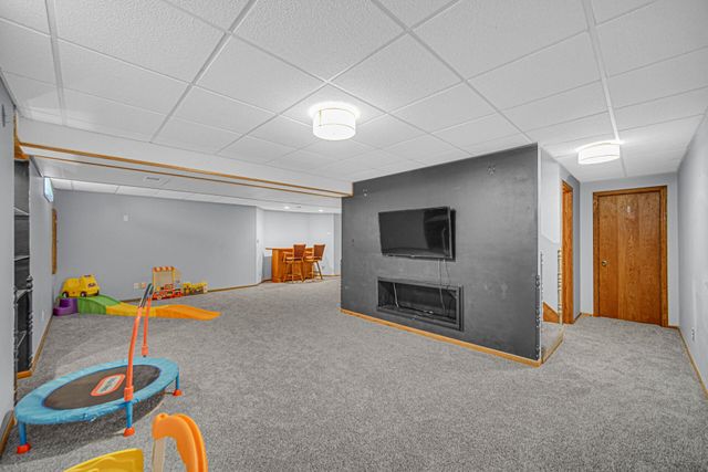 225 Beiriger Drive, Dyer, IN 46311