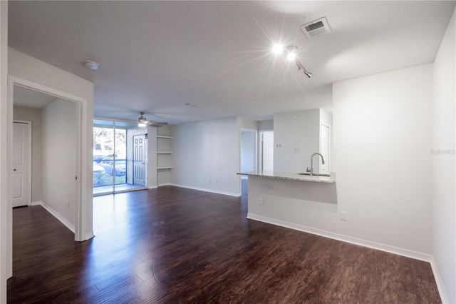 8825 LATREC AVENUE 6105, Orlando, FL 32819