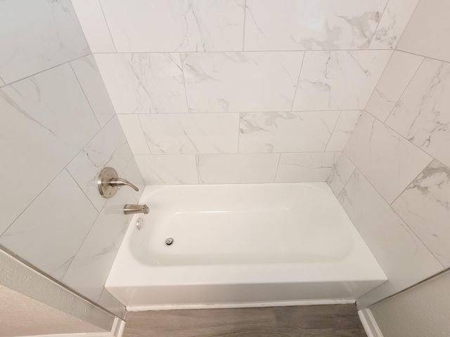 2810 Forest Oaks Boulevard, Houston, TX 77017