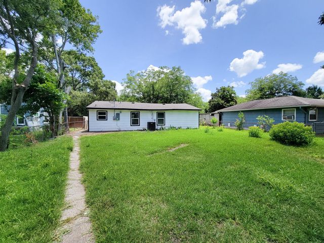 2810 Forest Oaks Boulevard, Houston, TX 77017