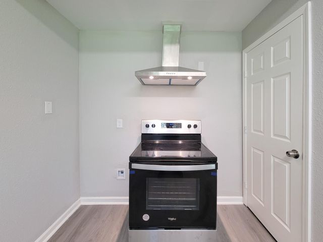 2810 Forest Oaks Boulevard, Houston, TX 77017