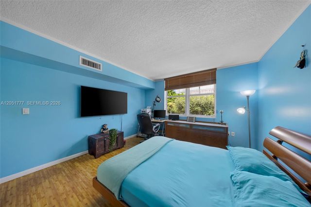 1555 N Treasure Drive 207, North Bay Village, FL 33141